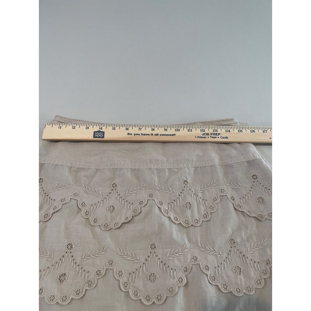 BCBGMaxAzria Sz 6 Beige Skirt Linen‑Like Fabric 100% Cotton Embroidered Detail - Picture 3 of 7